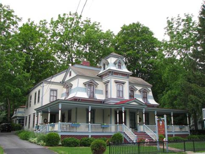 victorian house/ senior safety victorian house/ senior safety